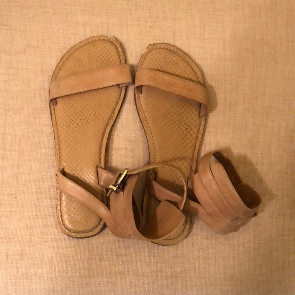 Gianni Bini Sandals